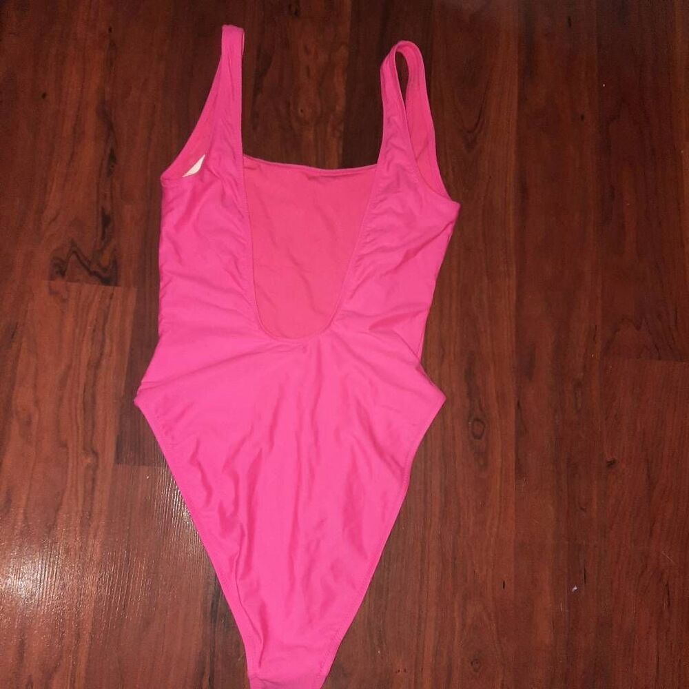 Aerie Capricorn Hot Pink Swim Suit New With Tags - Picture 3 of 4